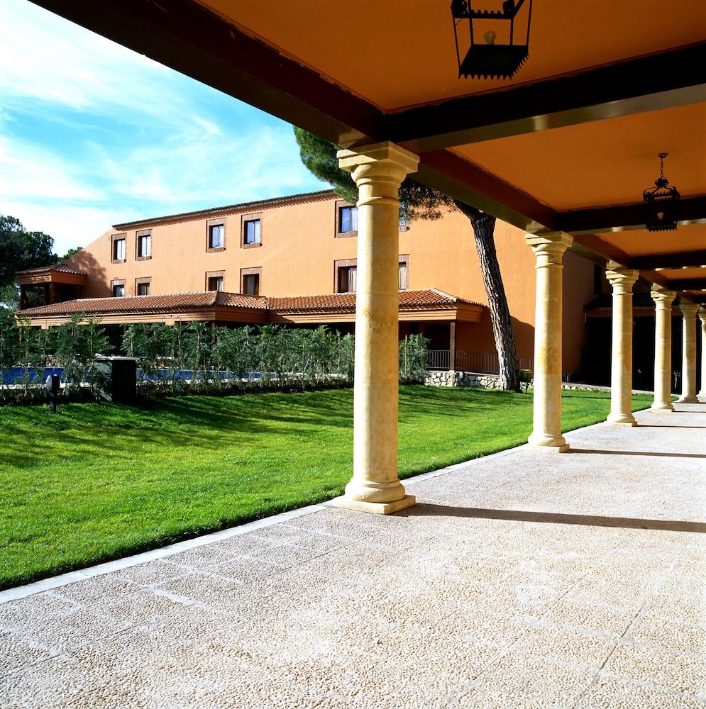 Parador De Tordesillas Luaran gambar