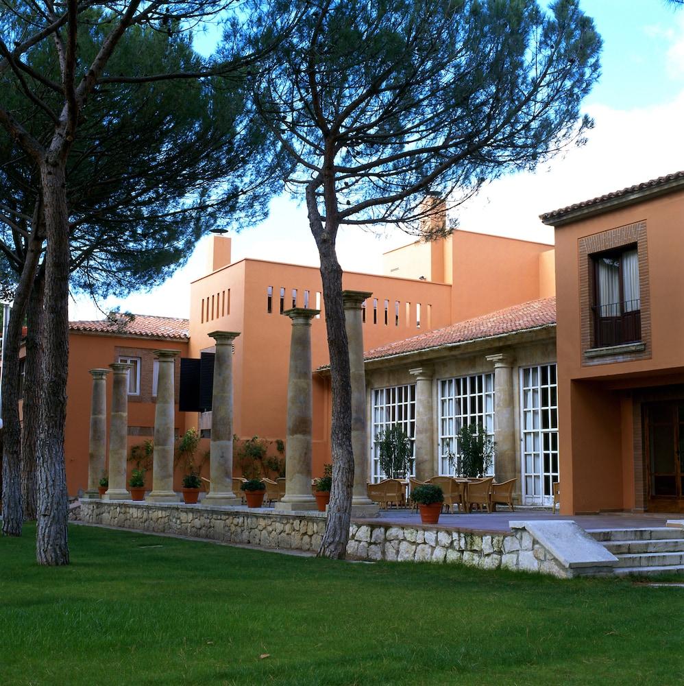 Parador De Tordesillas Luaran gambar