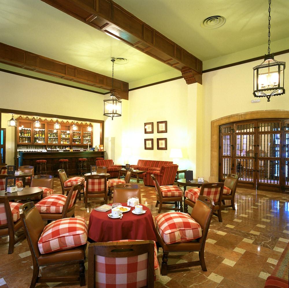 Parador De Tordesillas Luaran gambar