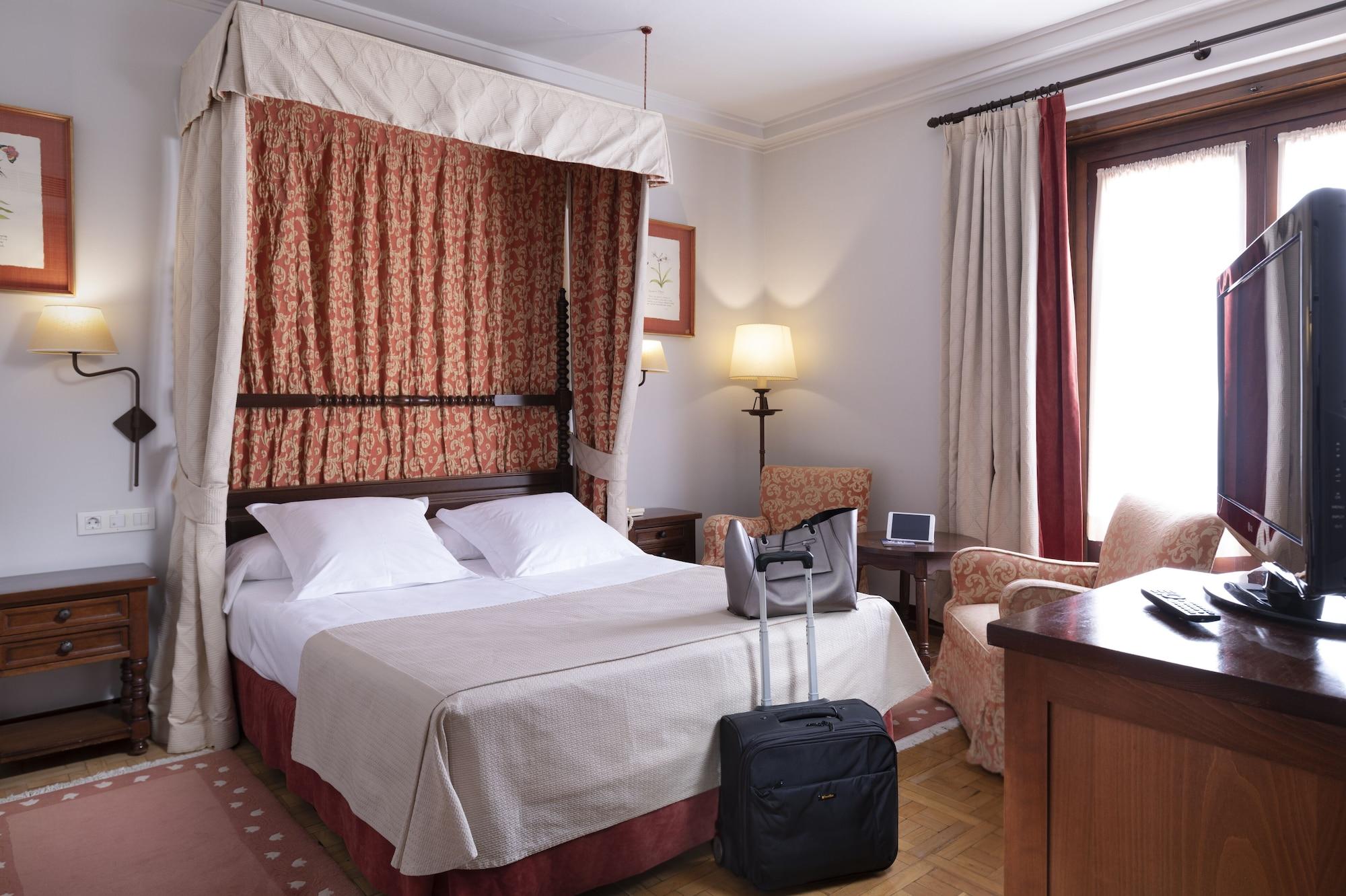 Parador De Tordesillas Luaran gambar