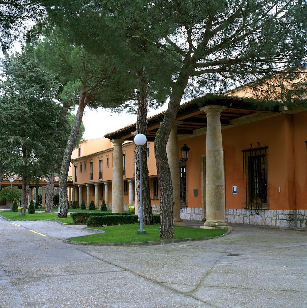 Parador De Tordesillas Luaran gambar